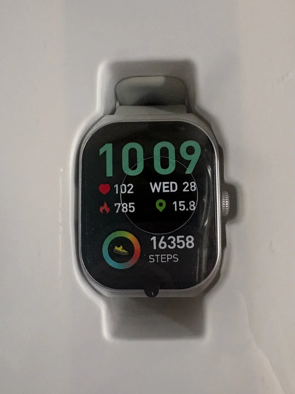Fitness VIVITAR Smart Watch with Silicone Band (off white)
